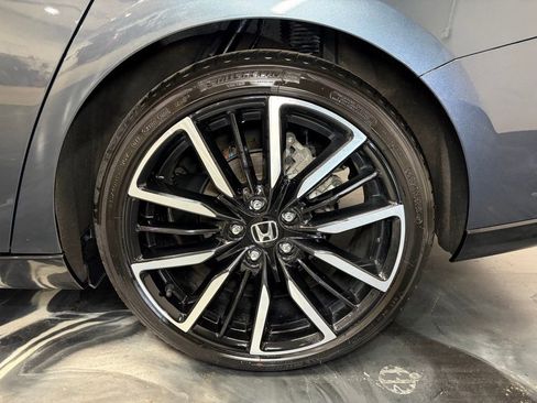 Used 2024 Honda Accord Touring image 21