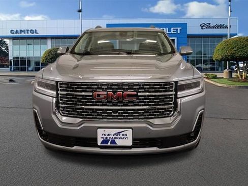 Used 2023 GMC Acadia Denali w/ Denali Ultimate Package image 9