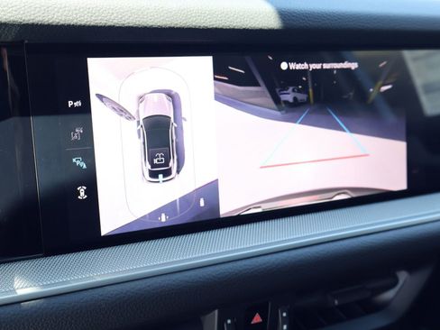 New 2026 Porsche Cayenne Coupe AWD/4WD image 19