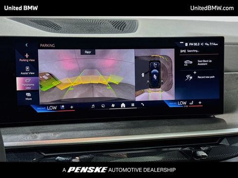 Used 2026 BMW X5 xDrive40i w/ M Sport Package AWD/4WD image 9