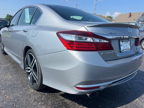 Used 2017 Honda Accord Sport Special Edition image 5