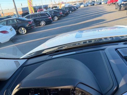 Used 2018 Ford Expedition Platinum image 57