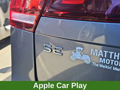 Used 2024 Volkswagen Tiguan SE image 6