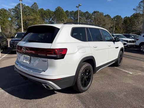 New 2026 Volkswagen Atlas Peak Edition AWD/4WD image 6
