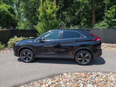 Used 2024 Mitsubishi Eclipse Cross SE AWD/4WD image 2
