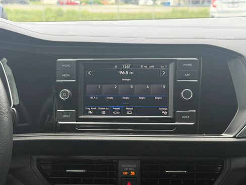 Used 2020 Volkswagen Jetta S FWD image 33
