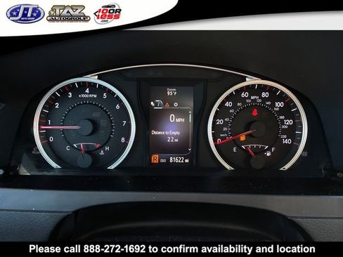 Used 2017 Toyota Camry SE w/ Moonroof Package FWD image 21