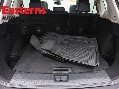 Used 2023 Nissan Rogue SL w/ SL Premium Package AWD/4WD image 9