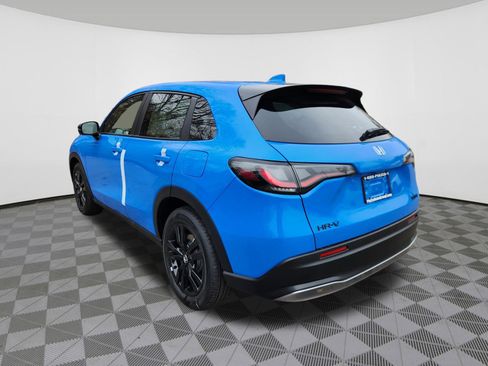 New 2026 Honda HR-V Sport image 3