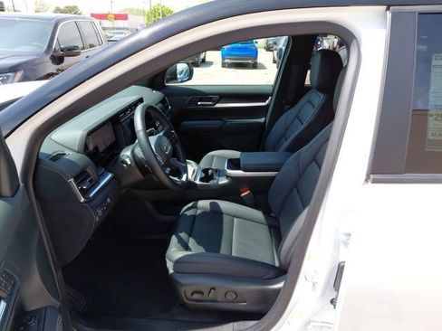 New 2026 GMC Terrain Elevation w/ Elevation Premium Package image 23