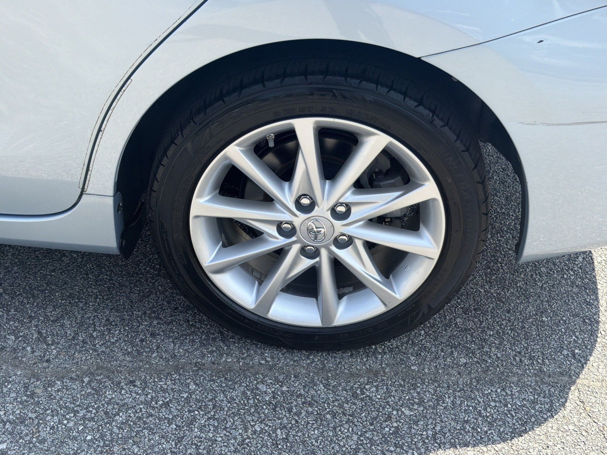 Used 2013 Toyota Prius V Five FWD image 19