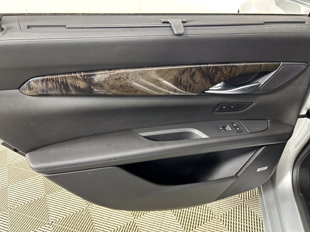 Used 2018 Cadillac CT6 Luxury AWD/4WD image 16