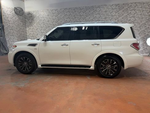 Used 2019 Nissan Armada Platinum w/ Captain's Chairs Package RWD image 4