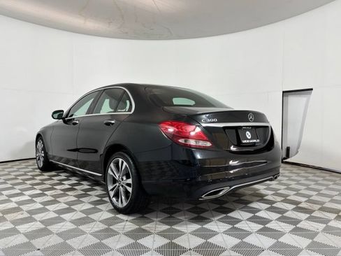Used 2018 Mercedes-Benz C 300 4MATIC Sedan image 5