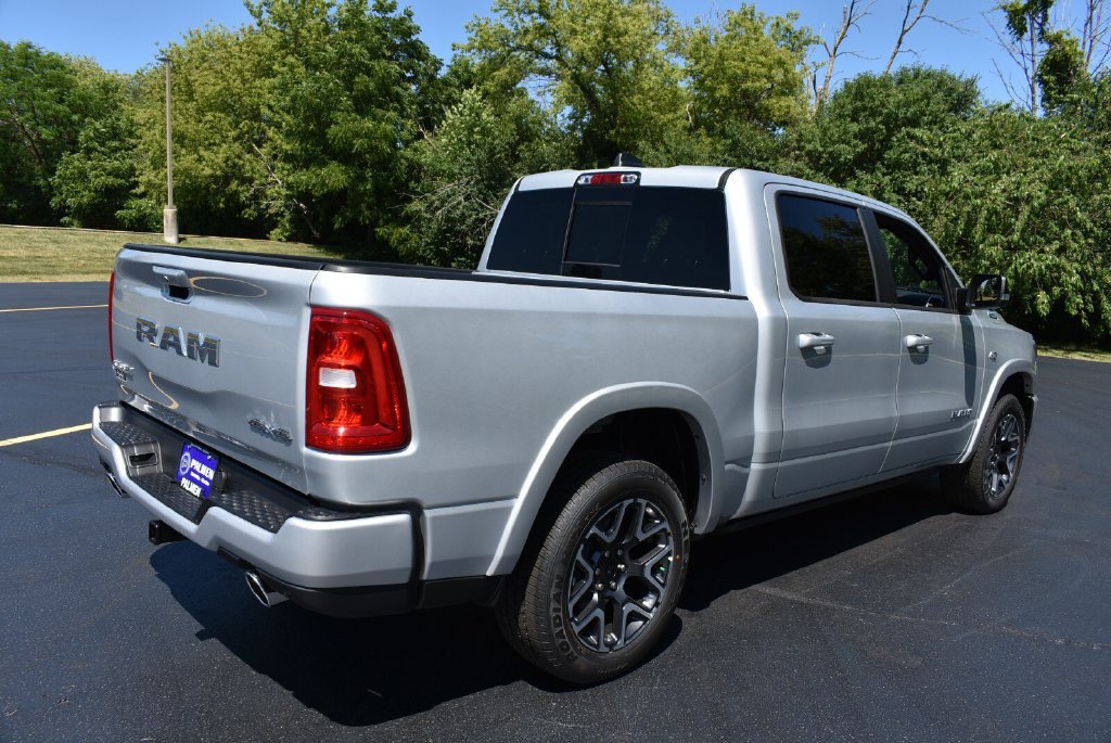 New 2026 RAM 1500 Laramie w/ Laramie Preferred Package AWD/4WD image 7