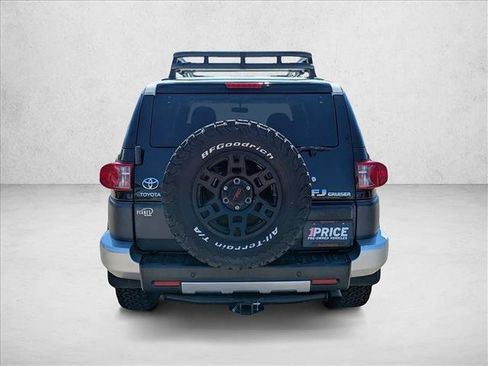 Used 2008 Toyota FJ Cruiser 4WD image 7