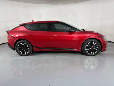 Used 2024 Kia EV6 GT-Line RWD image 9