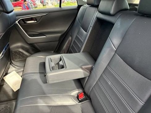 Used 2019 Toyota RAV4 Limited w/ Cold Weather Package AWD/4WD image 19