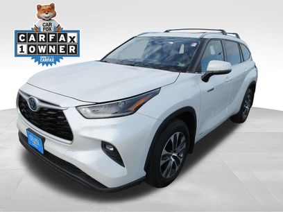 Used 2021 Toyota Highlander XLE