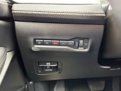 New 2026 Jeep Cherokee Limited image 29