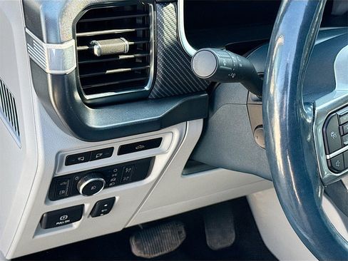 Used 2023 Ford F150 Limited image 11