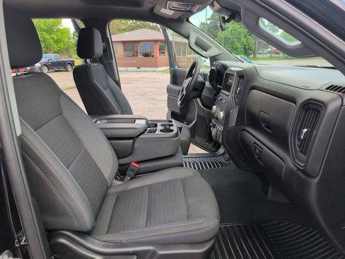 Used 2024 GMC Sierra 1500 Pro w/ Graphite Edition AWD/4WD image 15