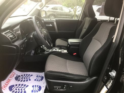 Used 2021 Toyota 4Runner SR5 AWD/4WD image 20