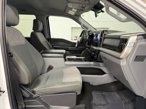 Used 2024 Ford F250 XLT w/ FX4 Off-Road Package AWD/4WD image 25