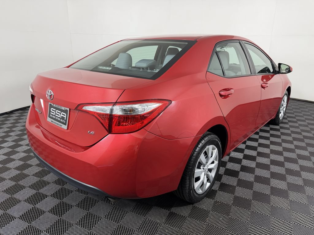 Used 2015 Toyota Corolla LE FWD image 5