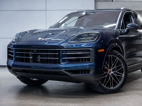 New 2026 Porsche Cayenne image 21