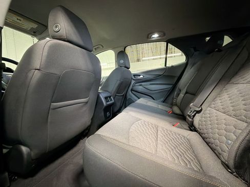 Used 2020 Chevrolet Equinox LT FWD image 23