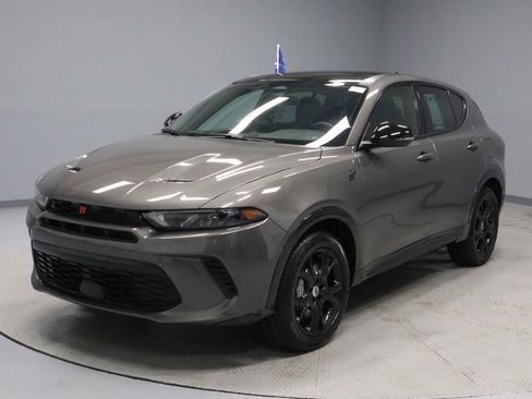 Used 2024 Dodge Hornet R/T Plus w/ R/T Blacktop Package image 8