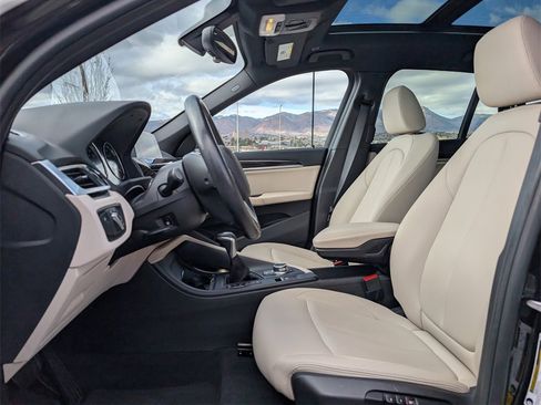 Used 2018 BMW X1 xDrive28i w/ Convenience Package image 11