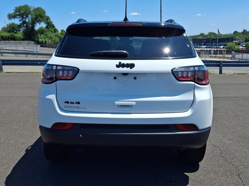 Certified 2023 Jeep Compass Latitude AWD/4WD image 5