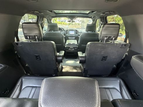 Used 2018 Ford Expedition Limited w/ Equipment Group 301A RWD image 50