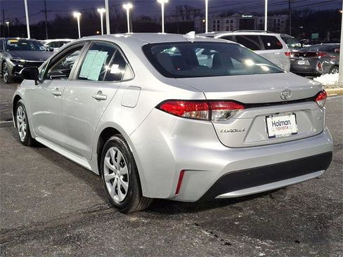 Certified 2021 Toyota Corolla LE image 5