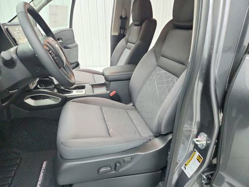 New 2026 Nissan Frontier SV w/ SV Convenience Package AWD/4WD image 19