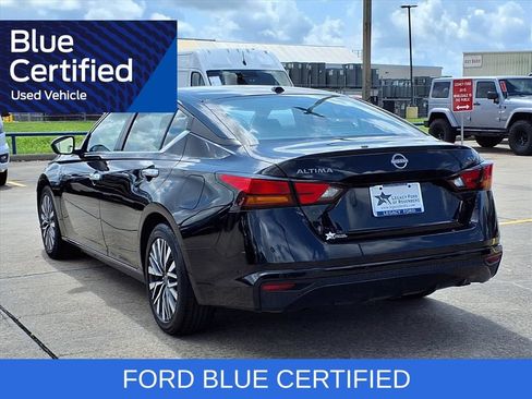 Used 2024 Nissan Altima 2.5 SV FWD image 4