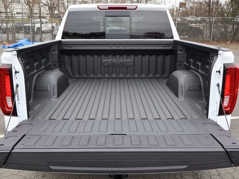 New 2026 GMC Sierra 1500 SLT w/ SLT Premium Plus Package AWD/4WD image 8