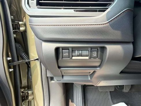 Certified 2026 Subaru Forester Touring AWD/4WD image 15