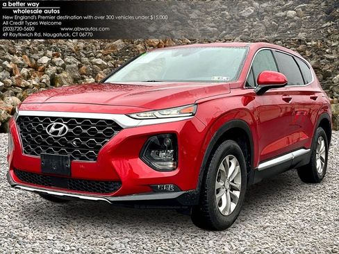 Used 2019 Hyundai Santa Fe SEL image 1