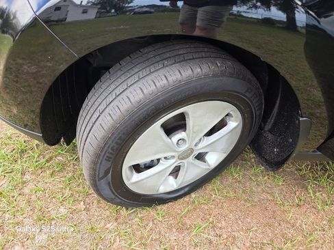 Used 2016 Kia Soul FWD image 15