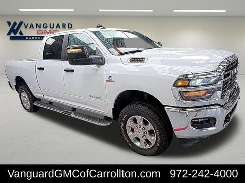 Used 2025 RAM 2500 Big Horn AWD/4WD image 1