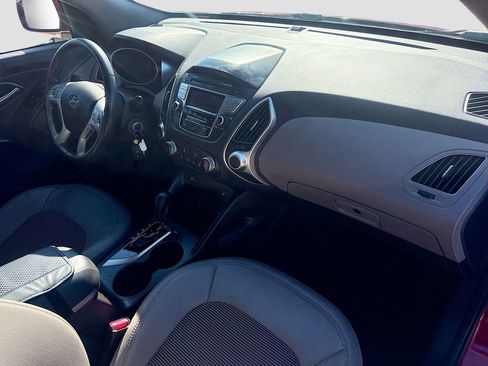 Used 2013 Hyundai Tucson GLS image 26