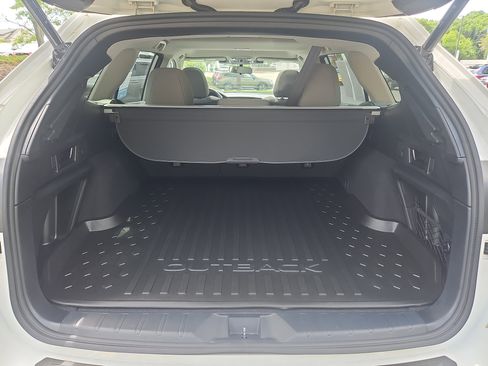 Certified 2025 Subaru Outback Premium AWD/4WD image 33