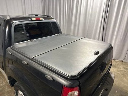 Used 2001 Ford Explorer Sport Trac 4x4 image 30