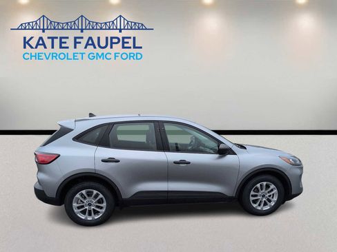 Used 2022 Ford Escape S FWD image 8