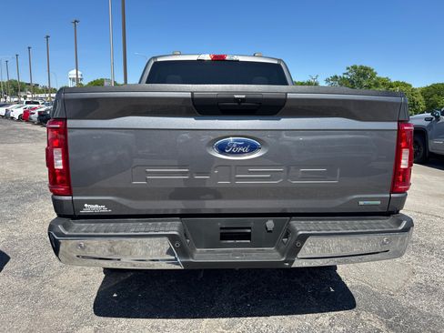 Used 2023 Ford F150 XLT AWD/4WD image 4