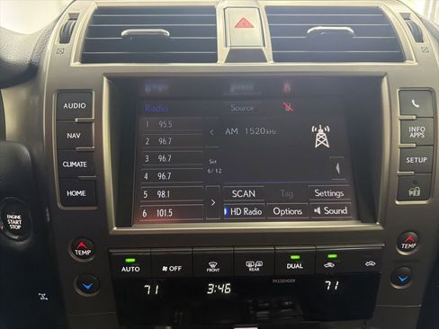 Used 2014 Lexus GX 460 w/ Preferred Accessory Package image 35