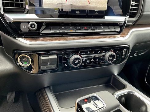 New 2026 Chevrolet Silverado 1500 RST w/ Dark Appearance Package image 15